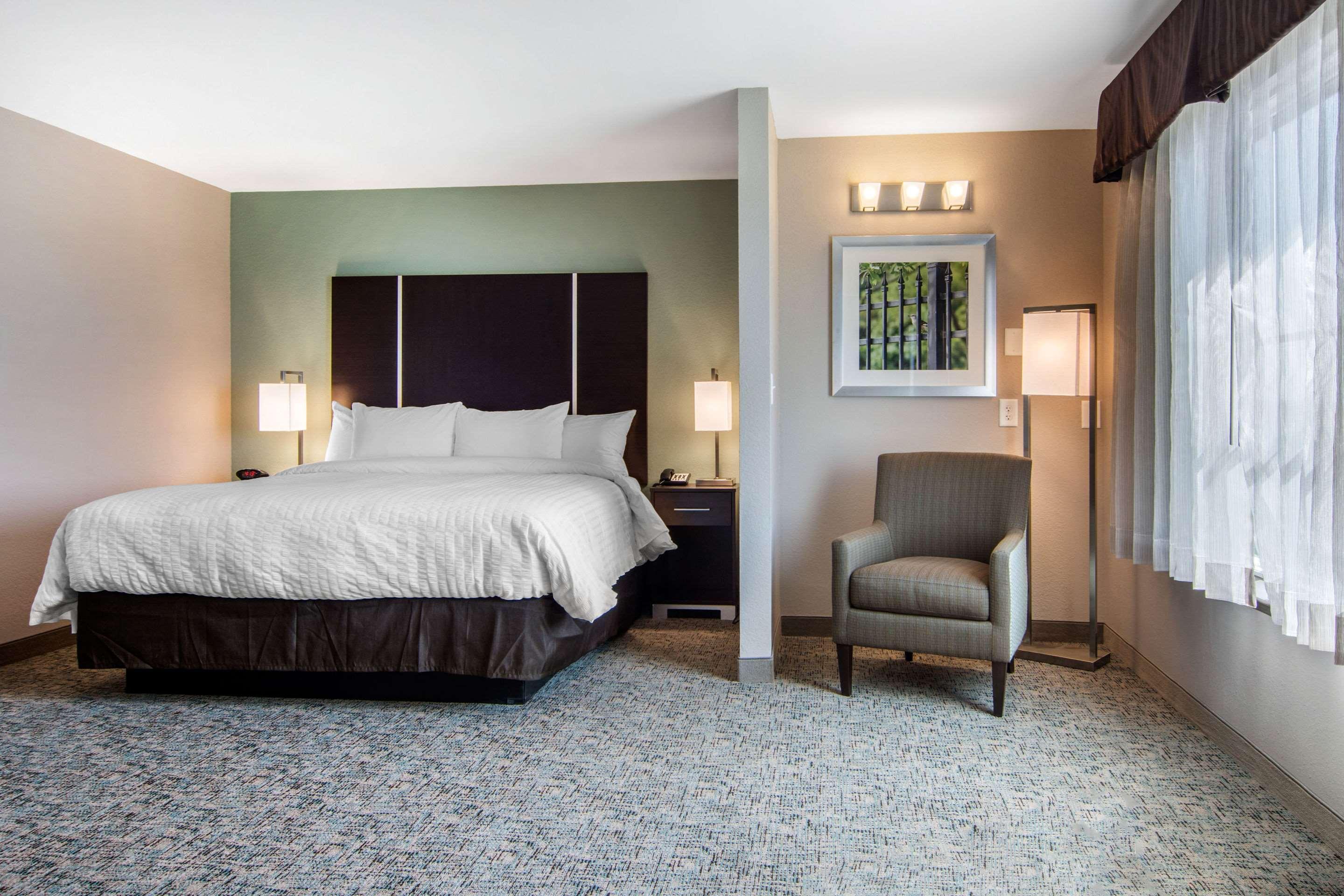 Clarion Inn & Suites Atlanta Downtown Zewnętrze zdjęcie