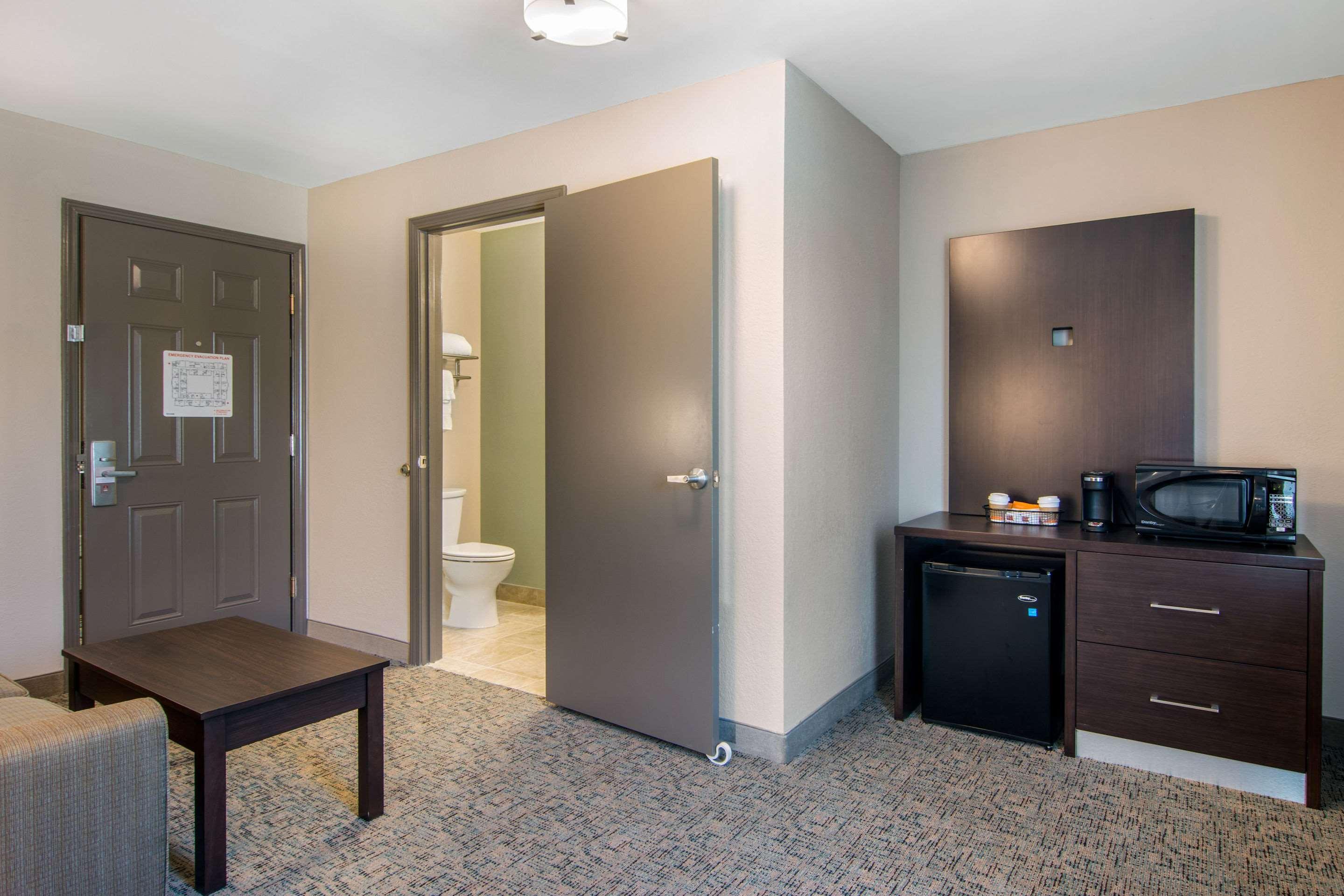 Clarion Inn & Suites Atlanta Downtown Zewnętrze zdjęcie