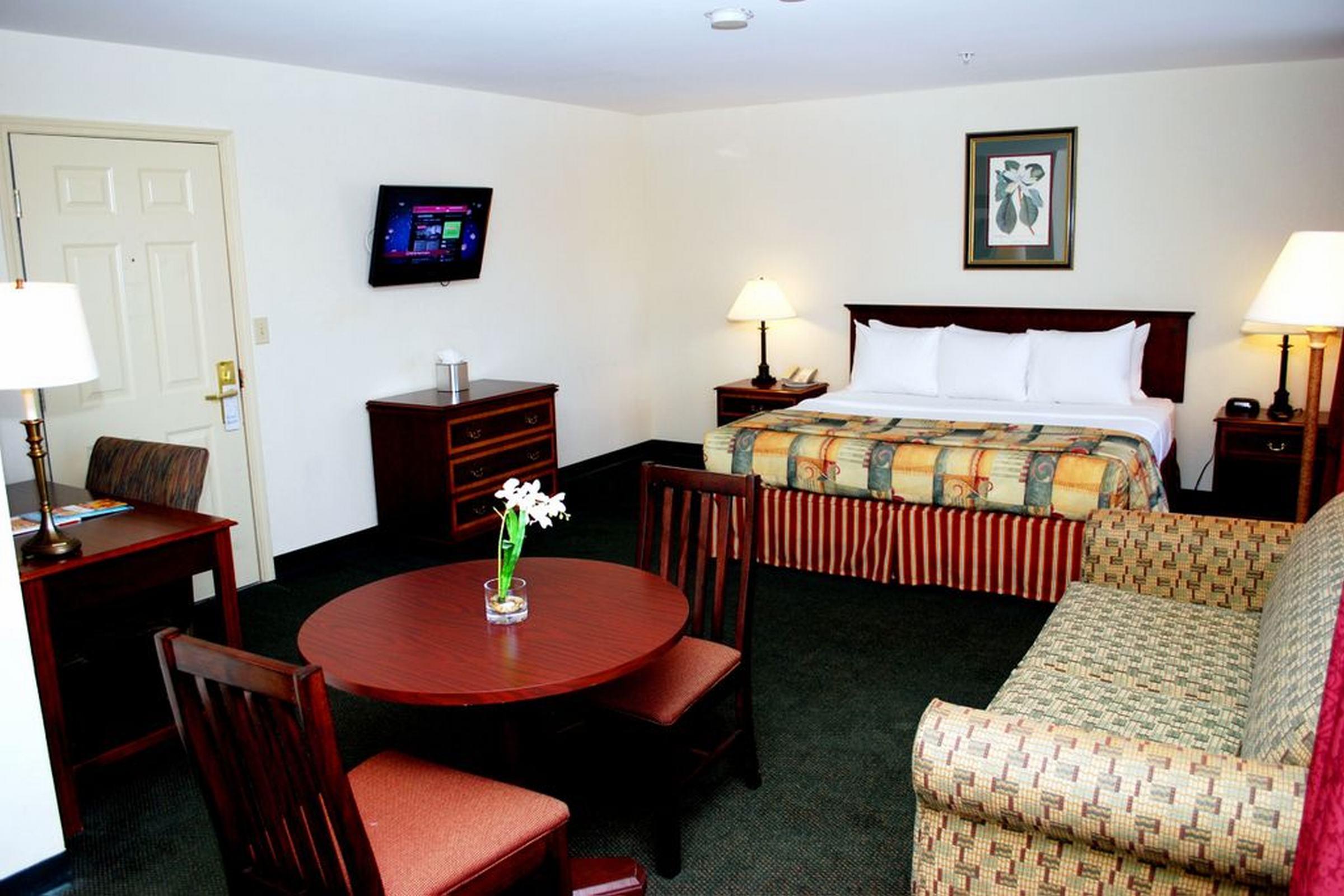 Clarion Inn & Suites Atlanta Downtown Zewnętrze zdjęcie